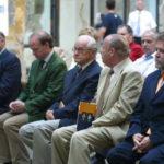 Mitglieder der Familie Batthyány bei der Eröffnung der Batthyány Lajos Ausstellung in Körmend mit dem Komitatspräsidenten und dem Bürgermeister